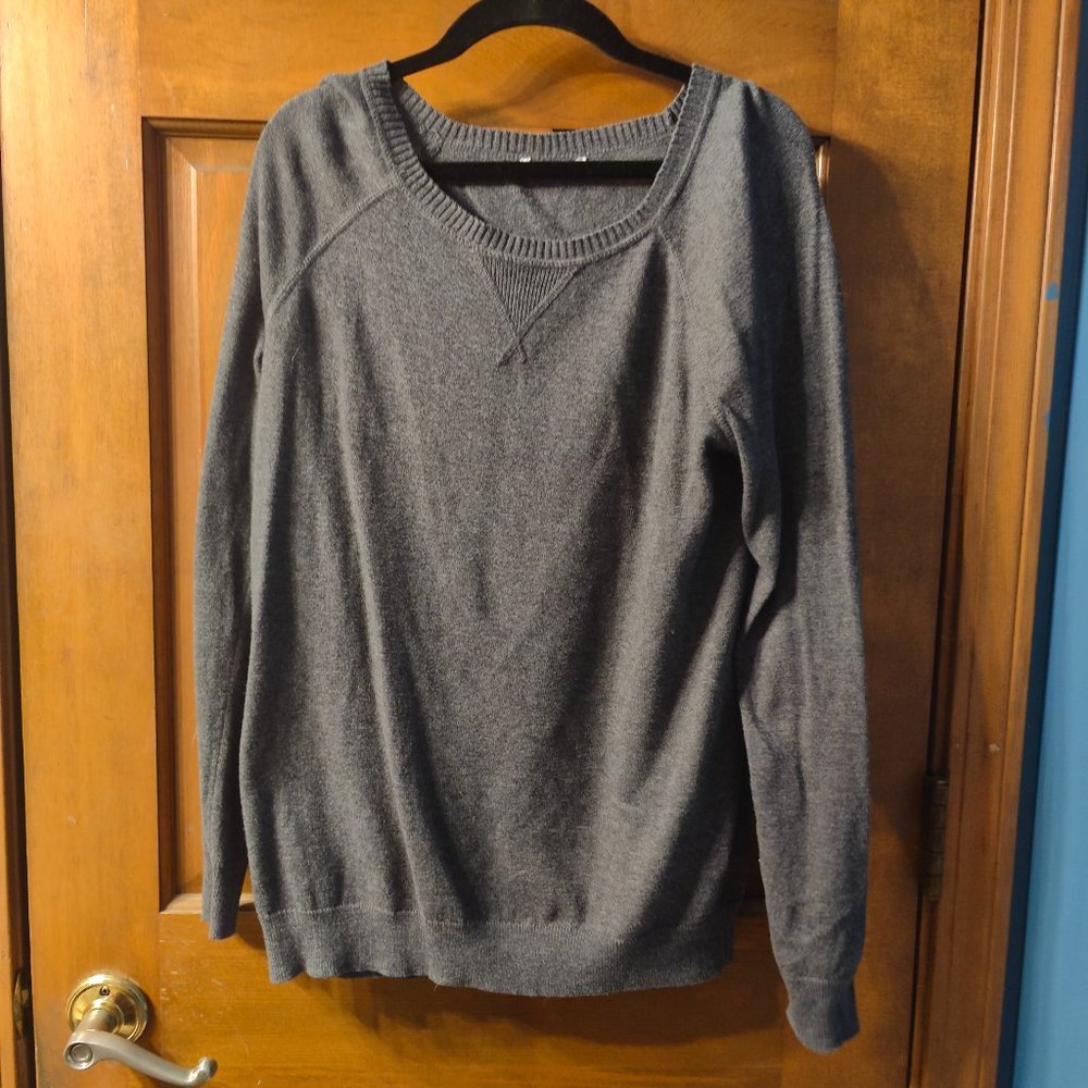 Grey sweater